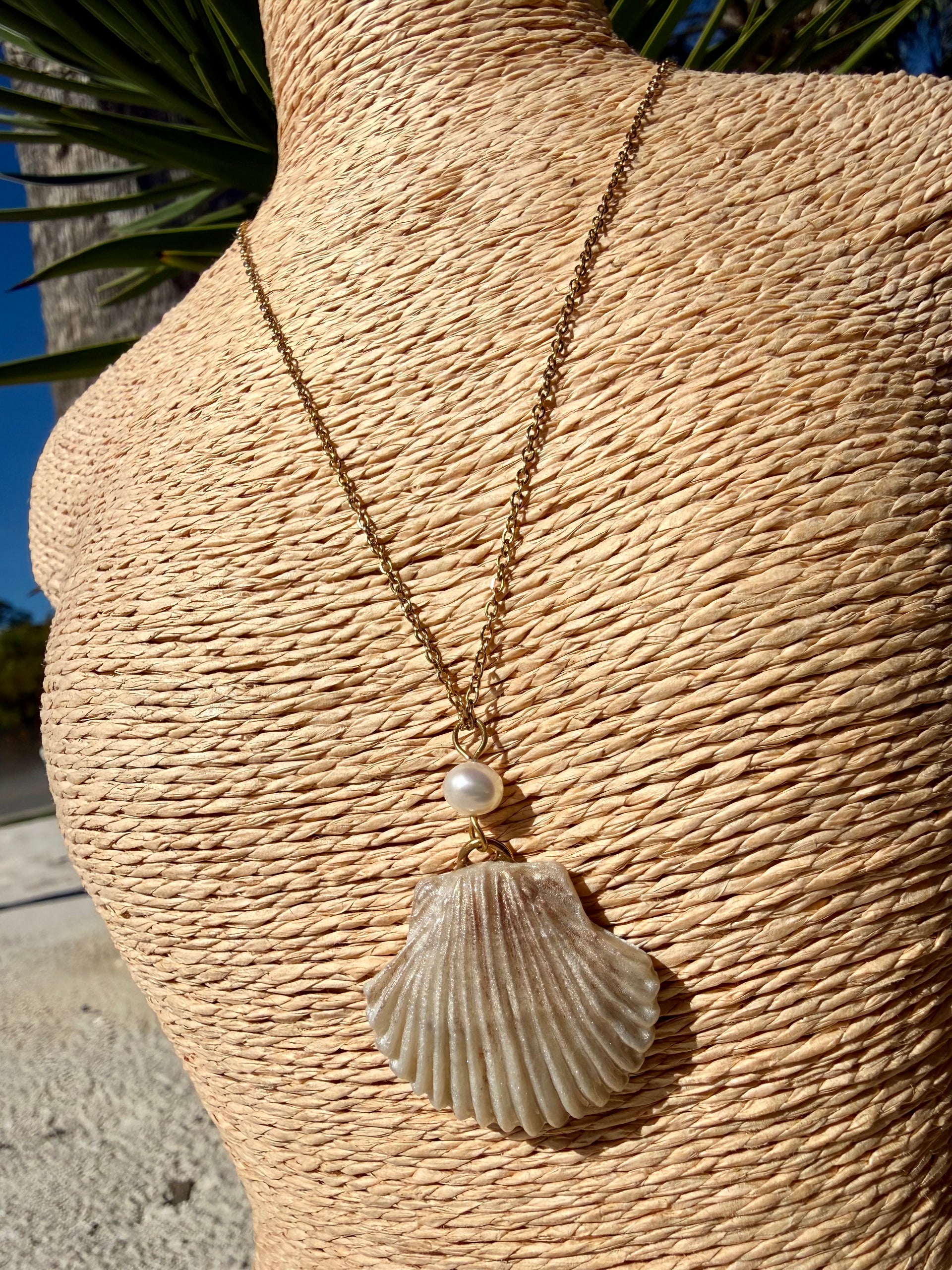 Clay Shell with Pearl Necklace